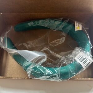 Green Celia satin handband